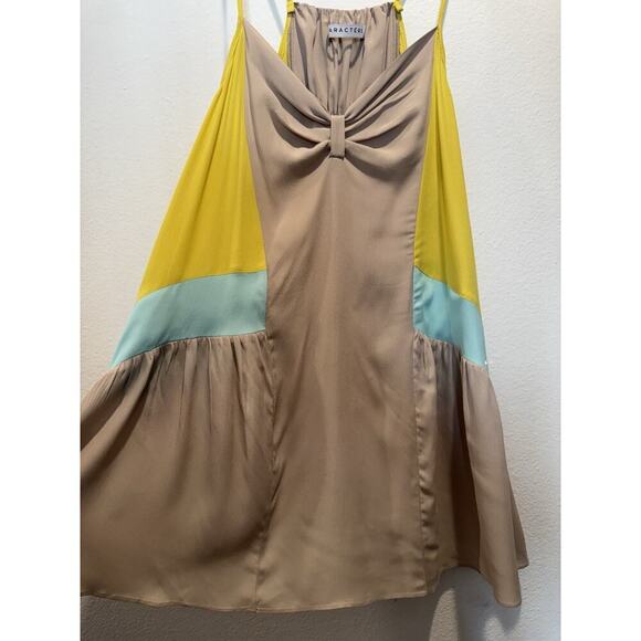 Caractere Silk Blend Tank Top Women’s Size US6 Colorblock Resort Coastal Resort - Picture 4 of 10